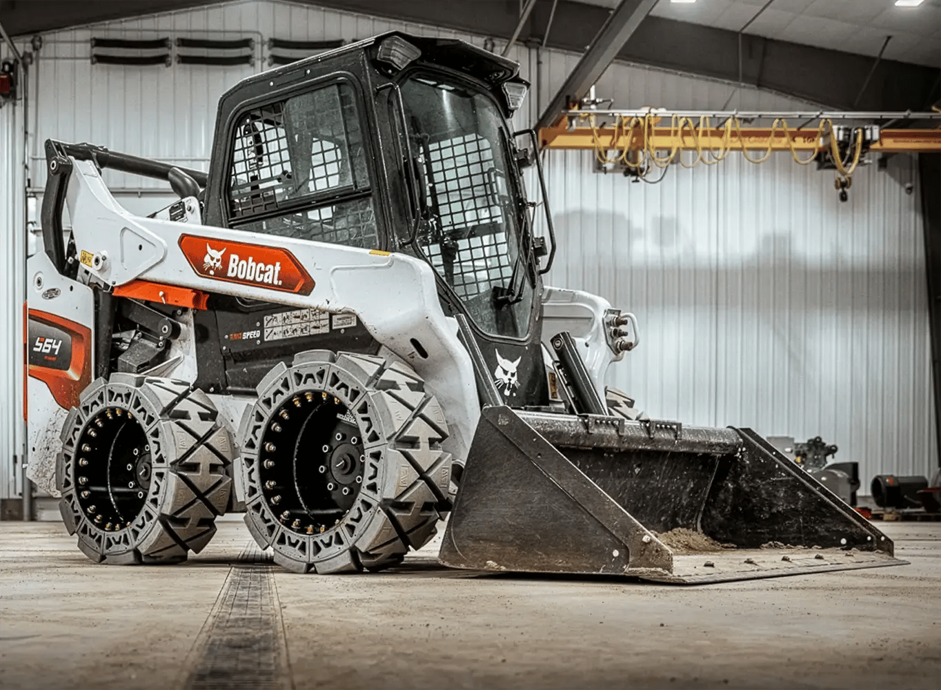 non marking solid skid steer tires