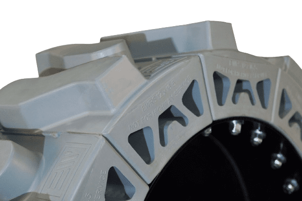 Non Marking Skid Steer Tires - Evolution Wheel - No More Flats