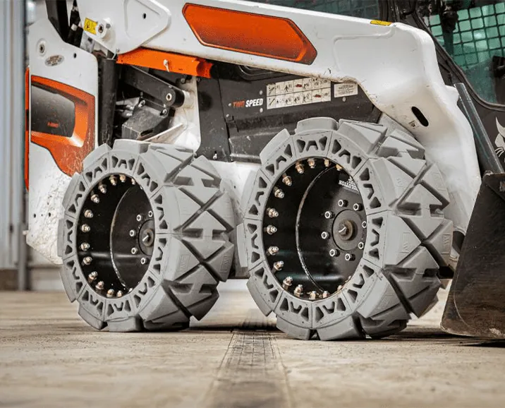 Non Marking Skid Steer Tire