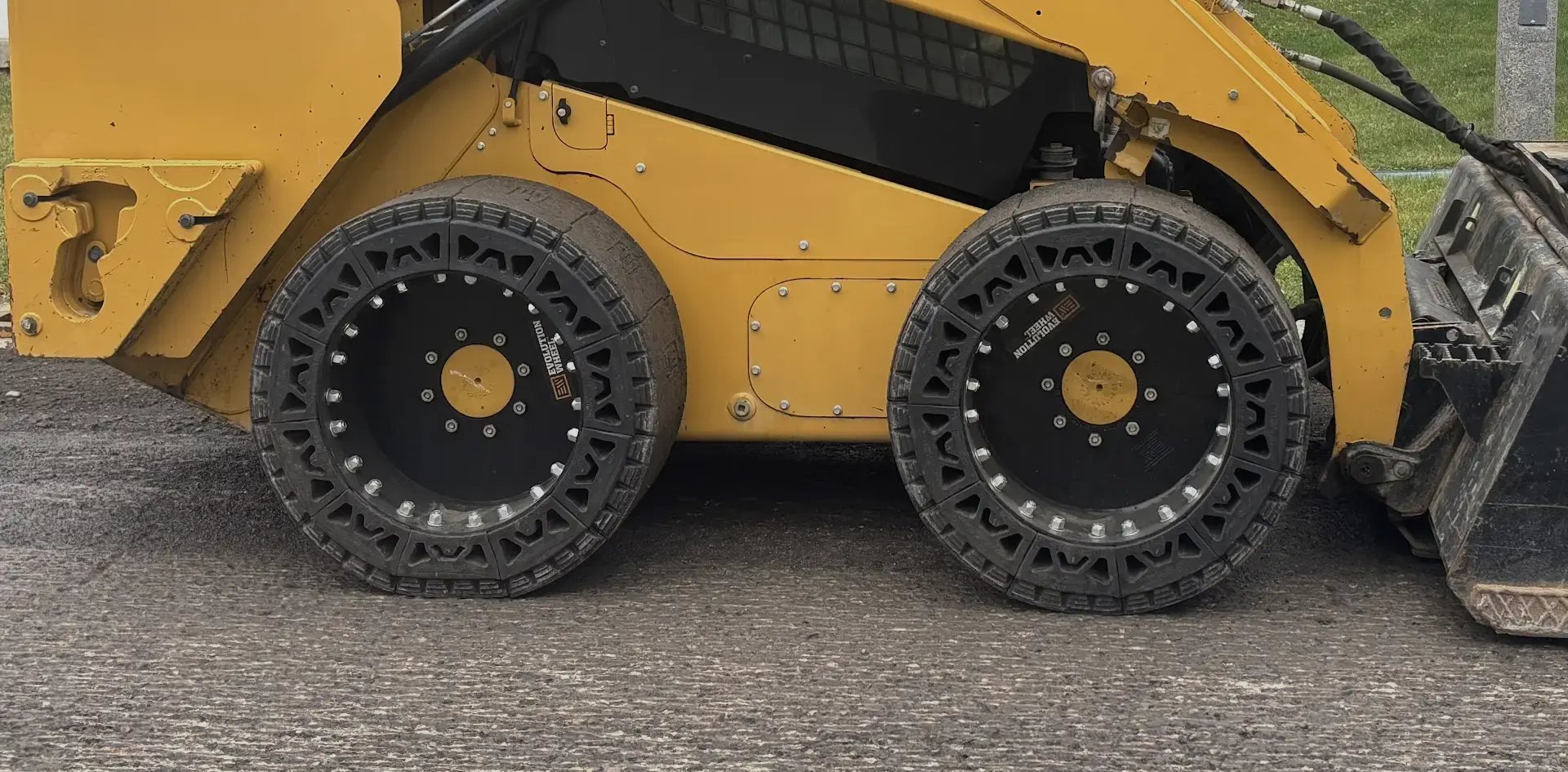 smooth tread tires