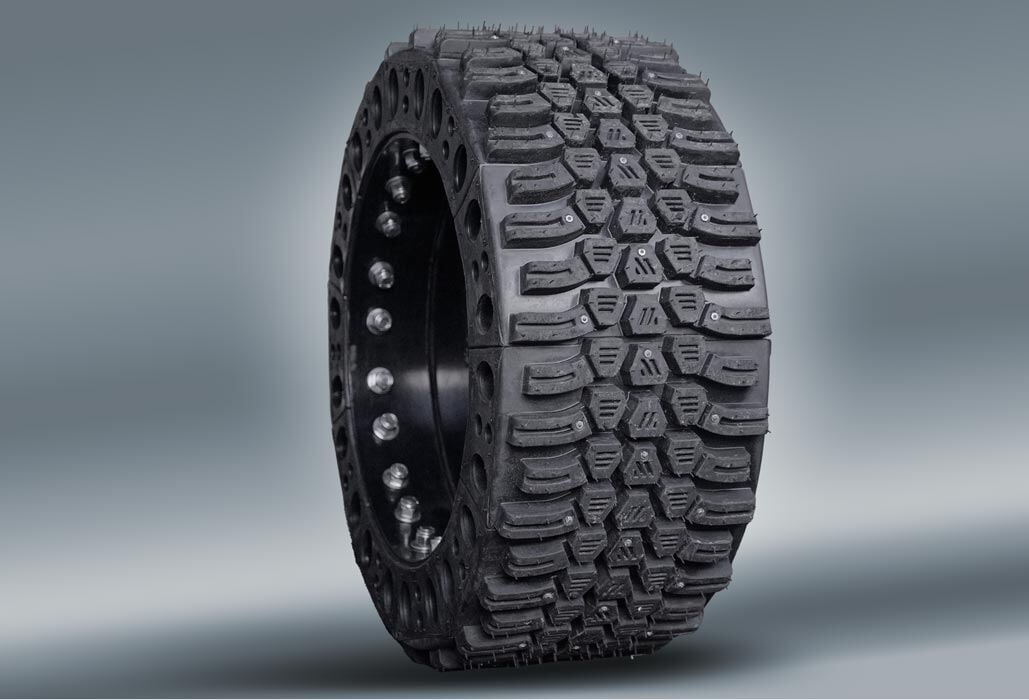 Skid steer EWRS-SNOW solid studded tires
