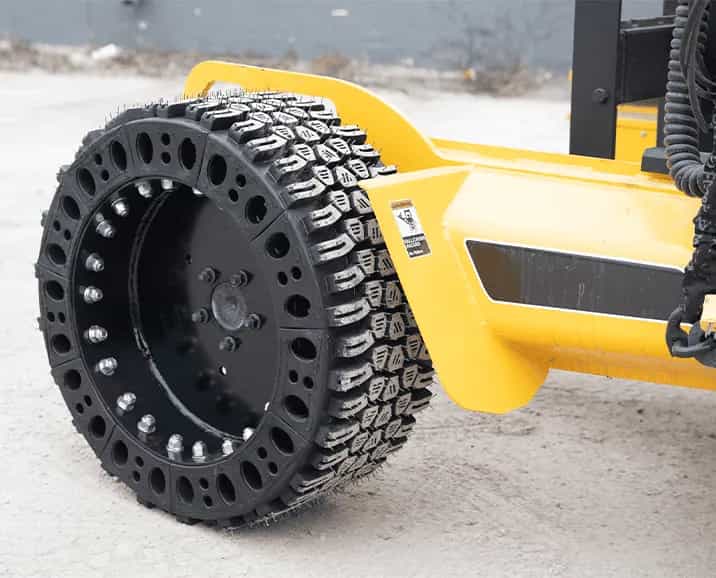 truck mounted forklift tires
