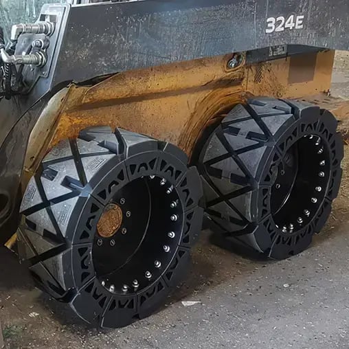 Skid Loader Tires 12x16.5 from Evolution Wheel