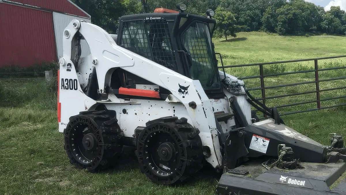 airless bobcat skid steer tires