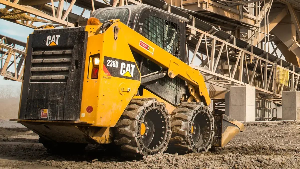 ewrs-at solid skid steer tires