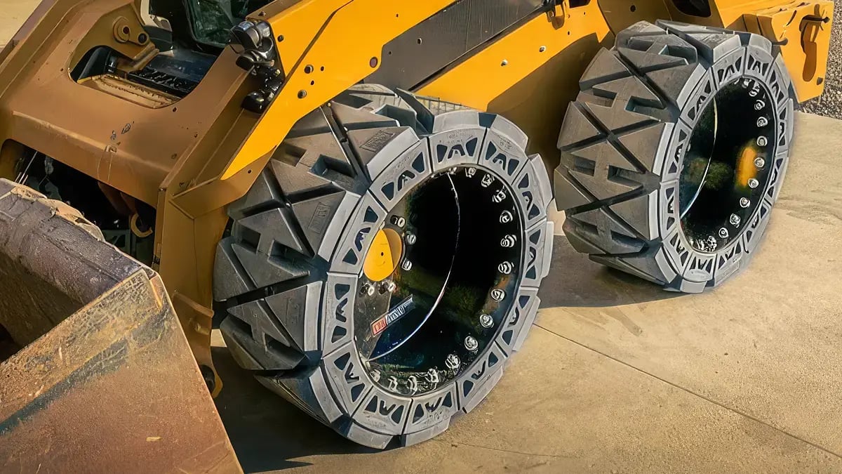 non marking solid tires