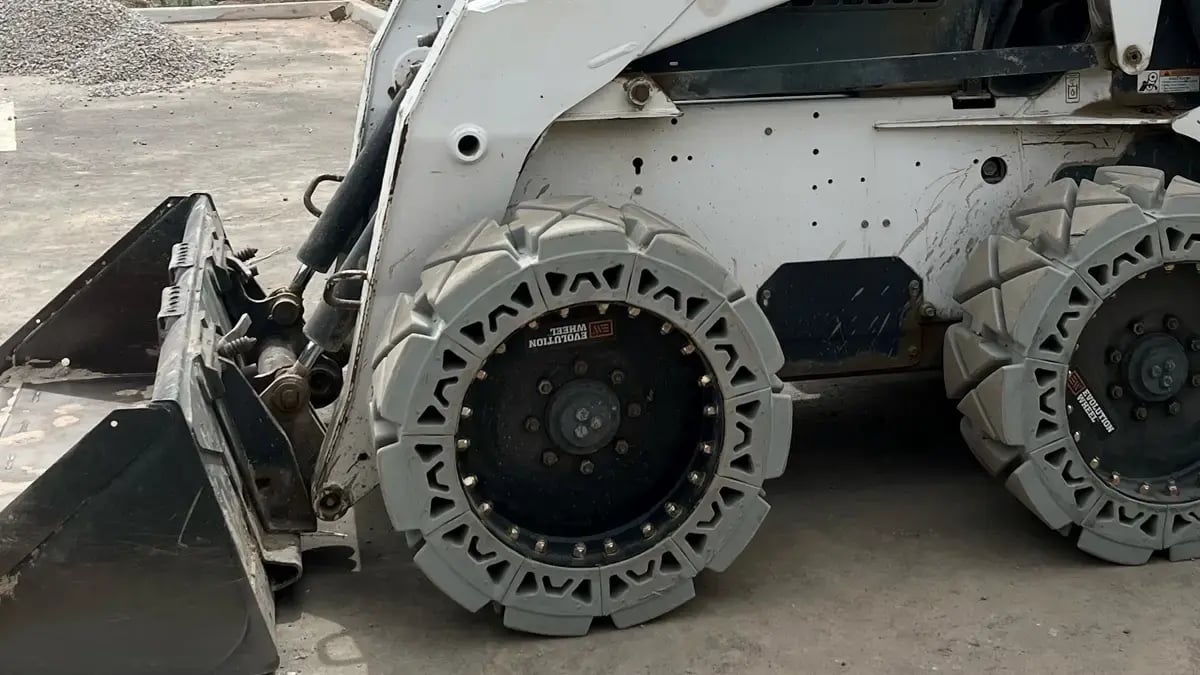 non-marking solid tires skid steer