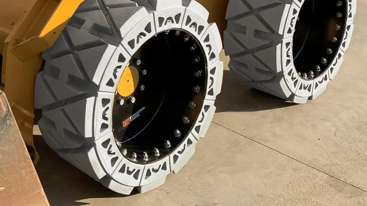 ewrs-hs-nm skid steer solid tires 