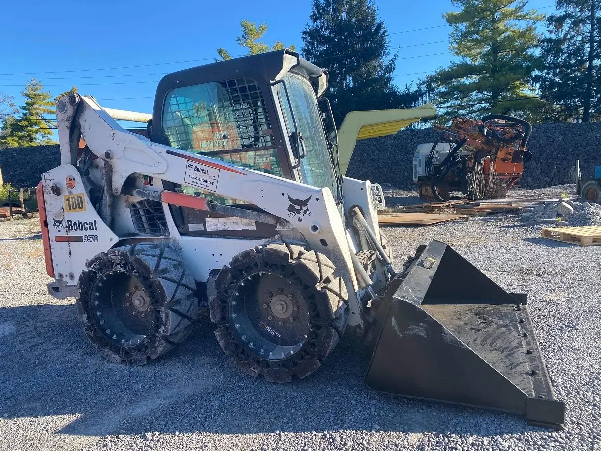 skid steer airless segmented tires