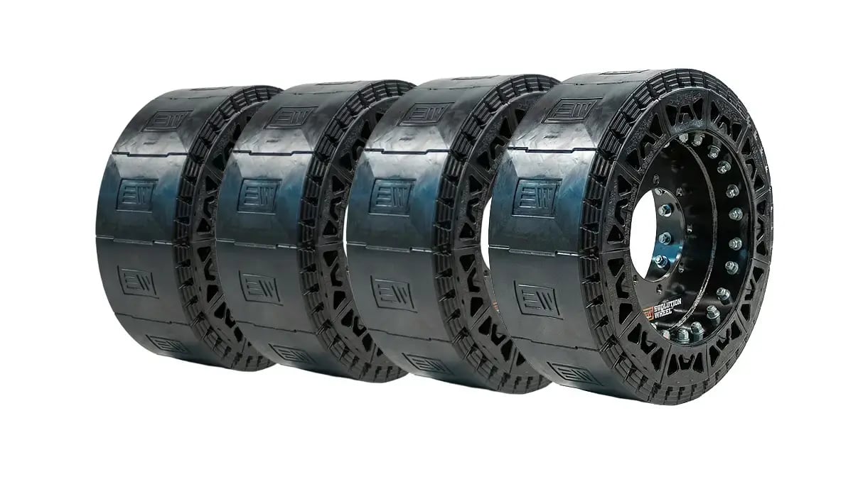set of 4 smooth tread tires