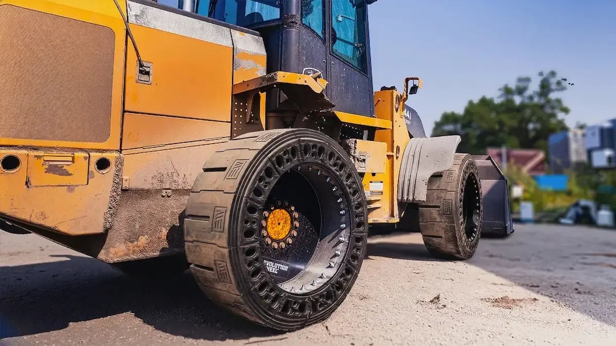 smooth tread airless wheel loader tires