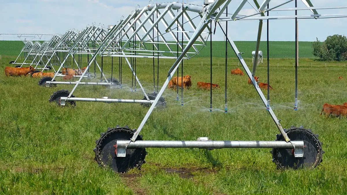 airless irrigation pivot xt tires