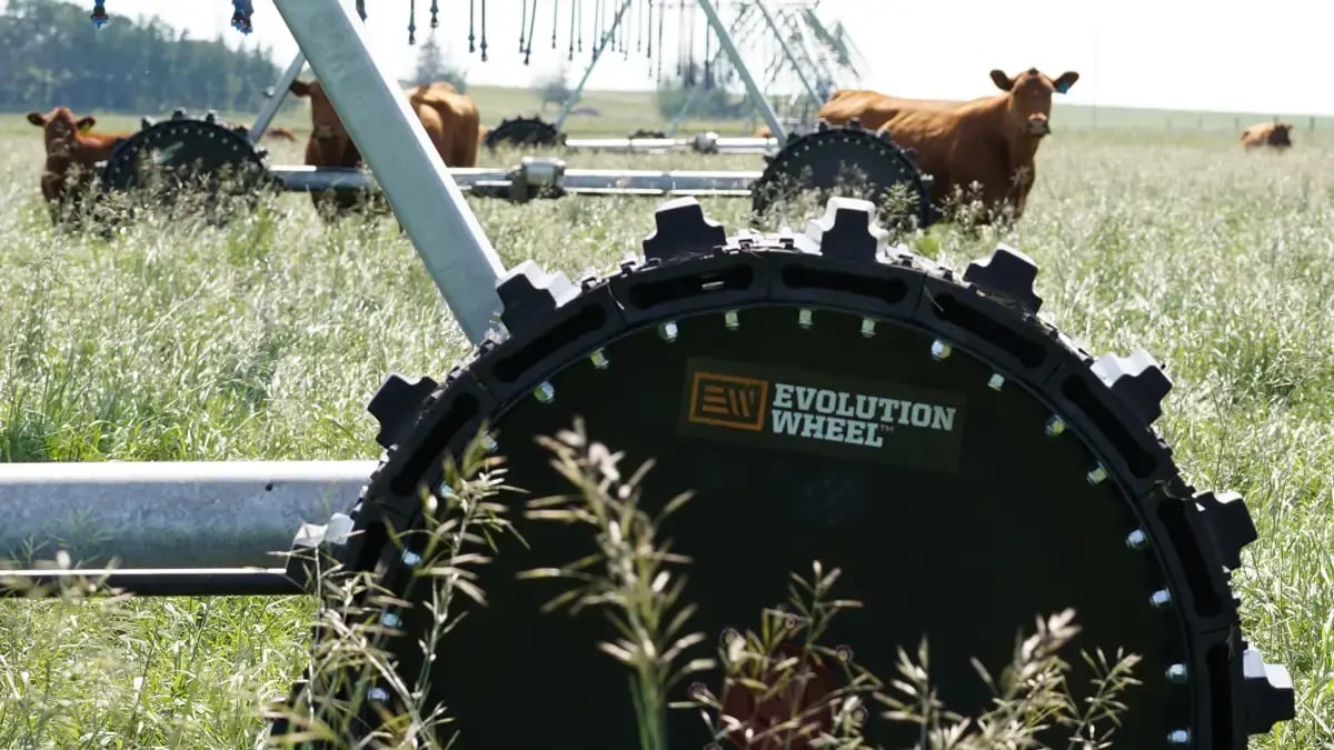 airless tires for pivot