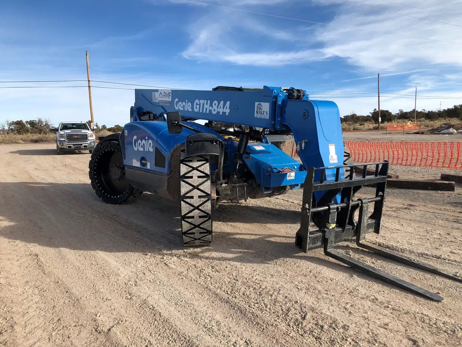 solid tire genie telehandler
