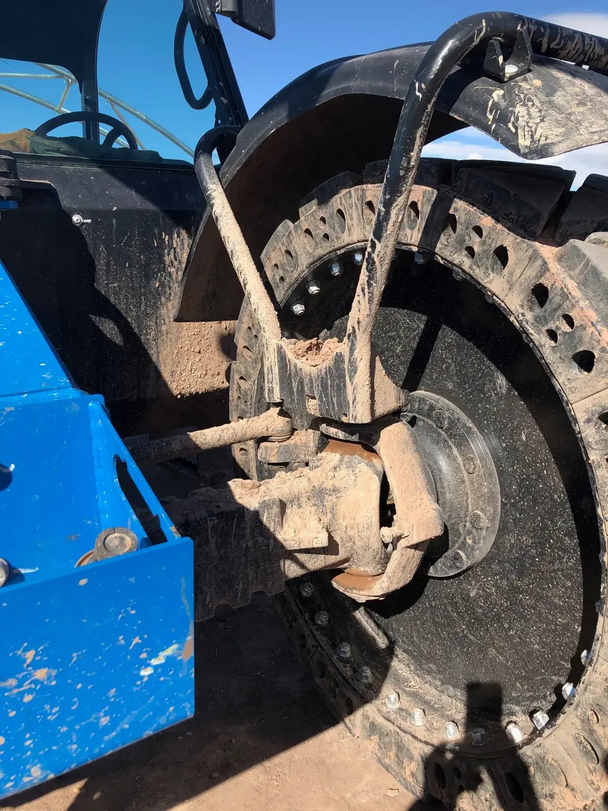 solid tire genie telehandler