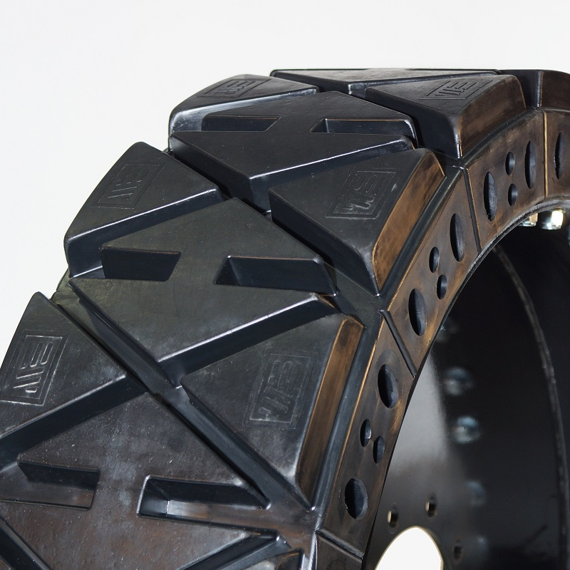 solid telehandler tires