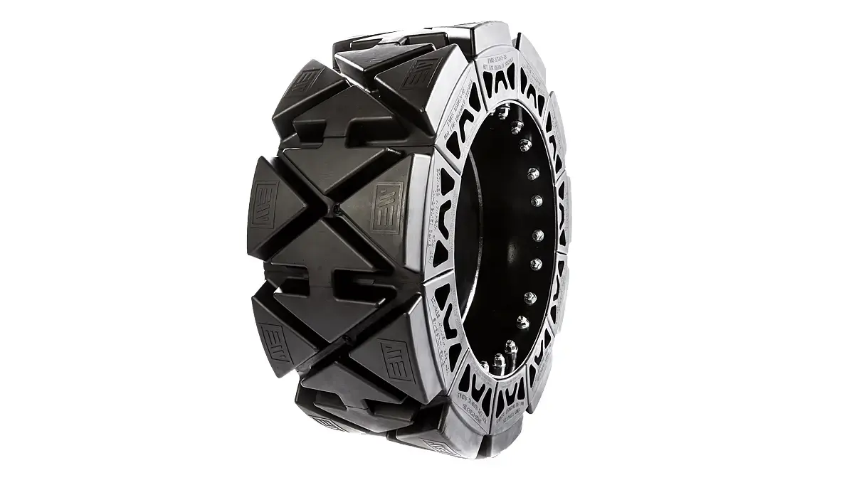 Skid Steer Airless Tires from Evolution Wheel