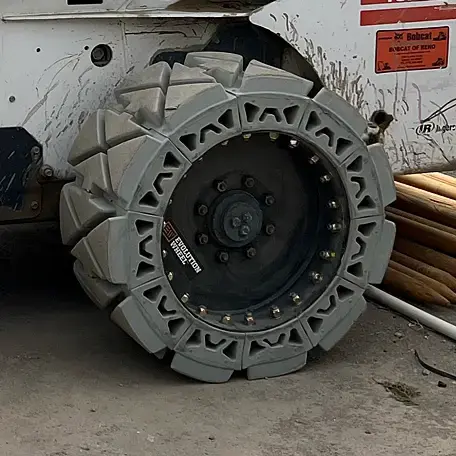 Non-Marking Tread of Airless Skid Steer Tire from Evolution Wheel
